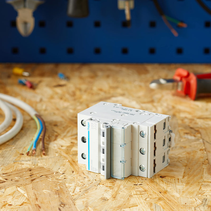 Hager MBN316 Circuit Breaker 3-Pin 6kA B-Characteristic 16A 3 Modules | LS switch for DIN rail - 3-phase fuse - QuickConnect technology - Rated voltage 400V - Reliable cable protection