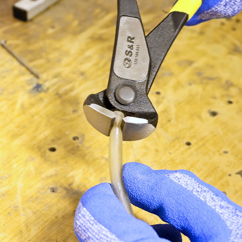 S&R Pincers, Wire Pliers, End Cutters 200 mm, Sharp Resistant Cutting Edges for Intensive Use, Heavy Duty 70C Steel, HRC 66 Hardness, Non-Slip Double Coated 2K Handles 20 cm