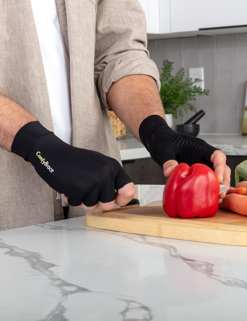 [Australia - AusPower] - ComfyBrace Copper Infused Compression Arthritis Gloves for Hand & Finger Relief from pain/swelling caused by Rheumatoid Arthritis, carpal Tunnel, Tendonitis and Poor Circulation, Fits Men & Women Medium (1 Pair) 