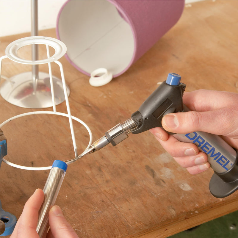 Dremel 2200 VersaFlame Multifunctional Butane Gas Burner - Butane Gas Blowtorch, Gas Burner and Soldering Kit (with 5 Accessories for Soldering, Shrinking, Welding, Flambing) New Dremel Versaflame 2200-7