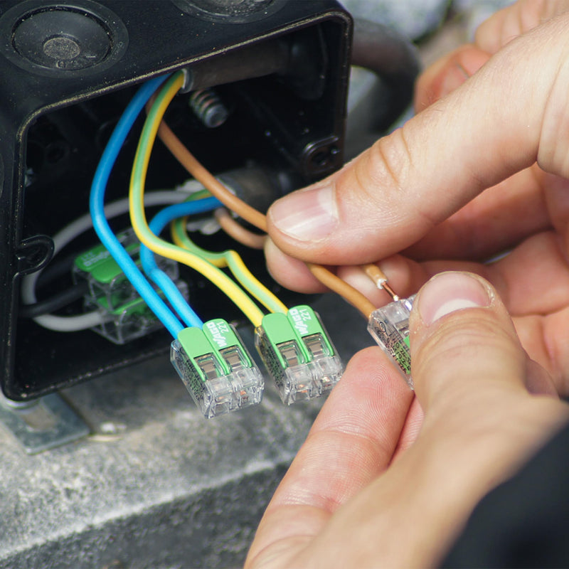 221-425 | WAGO Splicing Connector Green Range | for Solid, Stranded and fine-Stranded Conductors | 5-Conductor with levers | 24-12 AWG | Transparent housing | [25 Pieces]