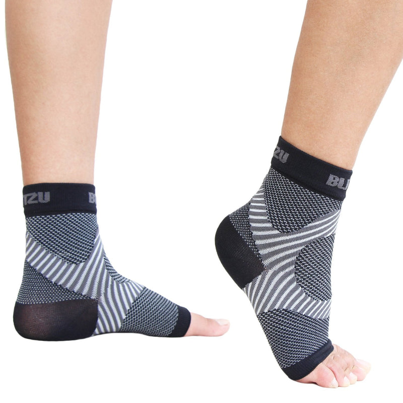 BLITZU Compression Socks for Plantar Fasciitis, Achilles Tendonitis Relief. Ankle Compression Sleeve for Heel Spurs, Foot Swelling, Fatigue & Sprain. Arch Support Brace for Sports, Gym Black L-XL Large/X-Large (1 Pair)