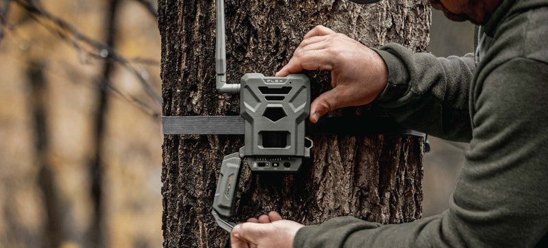 [Australia - AusPower] - SPYPOINT Rechargeable 7.4V Lithium Battery Pack for Trail Camera with 5.4 amp-Hours and AC Charging Cable | Cellular Trail Camera 
