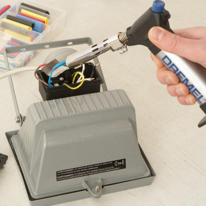 Dremel 2200 VersaFlame Multifunctional Butane Gas Burner - Butane Gas Blowtorch, Gas Burner and Soldering Kit (with 5 Accessories for Soldering, Shrinking, Welding, Flambing) New Dremel Versaflame 2200-7