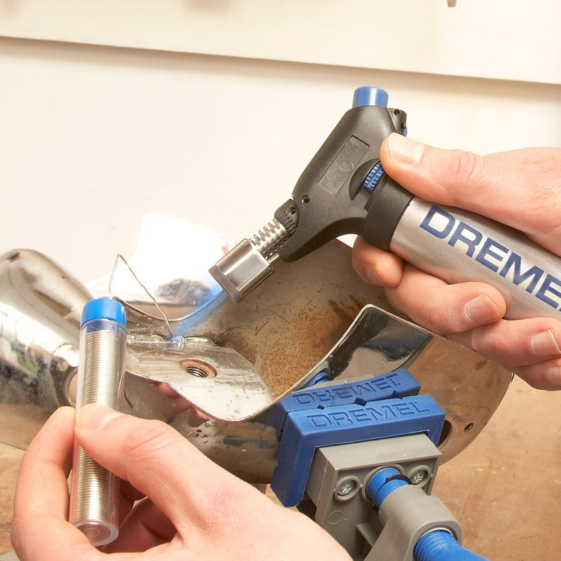 Dremel 2200 VersaFlame Multifunctional Butane Gas Burner - Butane Gas Blowtorch, Gas Burner and Soldering Kit (with 5 Accessories for Soldering, Shrinking, Welding, Flambing) New Dremel Versaflame 2200-7