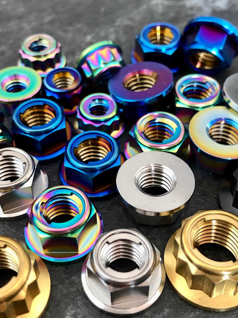 [Australia - AusPower] - RISON Titanium Nut Titanium Flange Full Metal Lock nut M8 Titanium Sprocket Nut Black 6AL4V Titanium Flange Lock Nut Pack of 5 