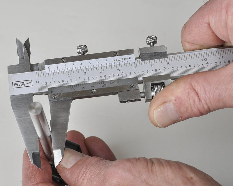 [Australia - AusPower] - Fowler 52-058-008-0, Vernier Caliper with 0-8"/200mm Measuring Range 8"/200mm 0.001"/0.02mm 52-058-008-0 0-8"/0-200mm 