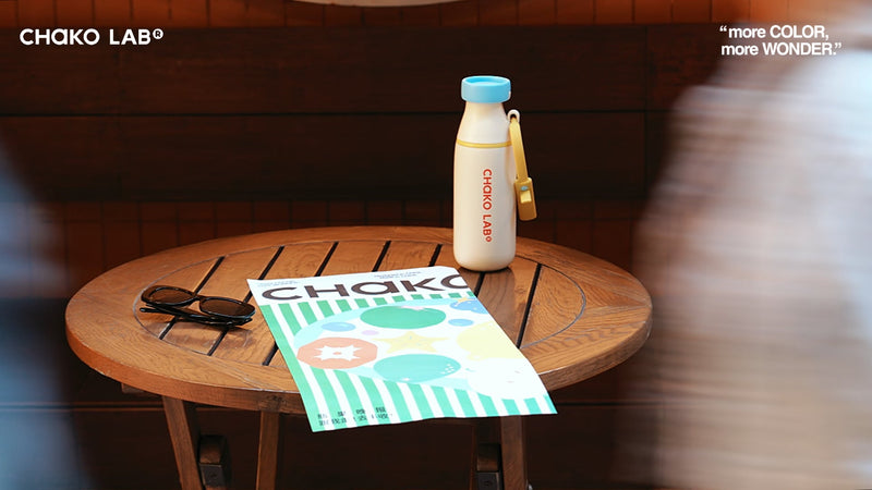 CHAKO LAB Insulated Water Bottle with Two Strap | BPA-Free Leak Proof | 17oz Bottle with Spout Lid & Straw | Peach