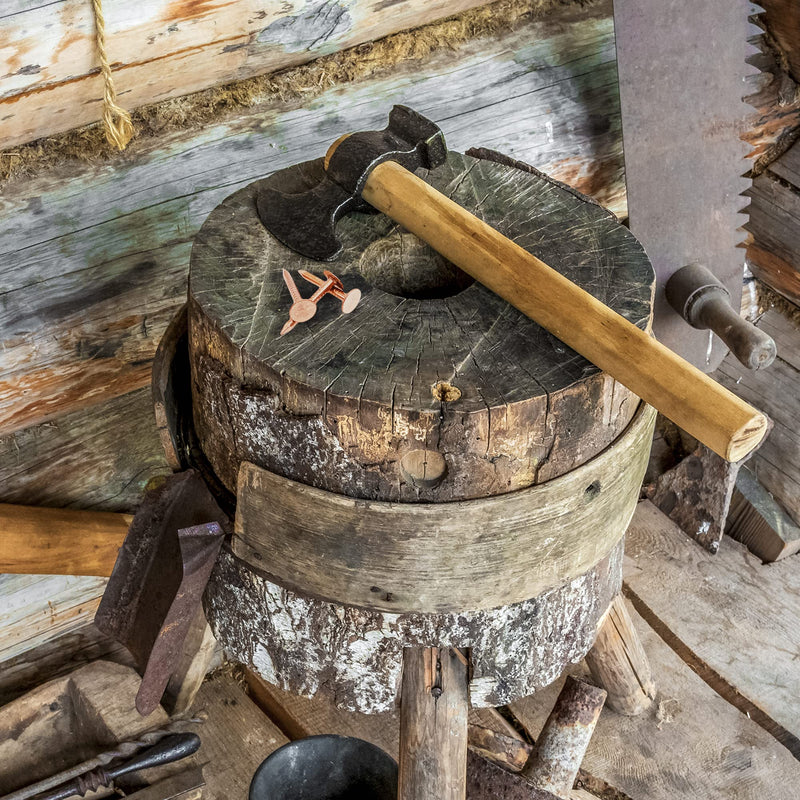 [Australia - AusPower] - Dubbs Hardware - 1.5 Inch Copper Nails Roofing Finish - Solid Pure Copper Slate Spikes Flashing Furniture Boat - Package includes 10 oz of The Highest Quality Nails 