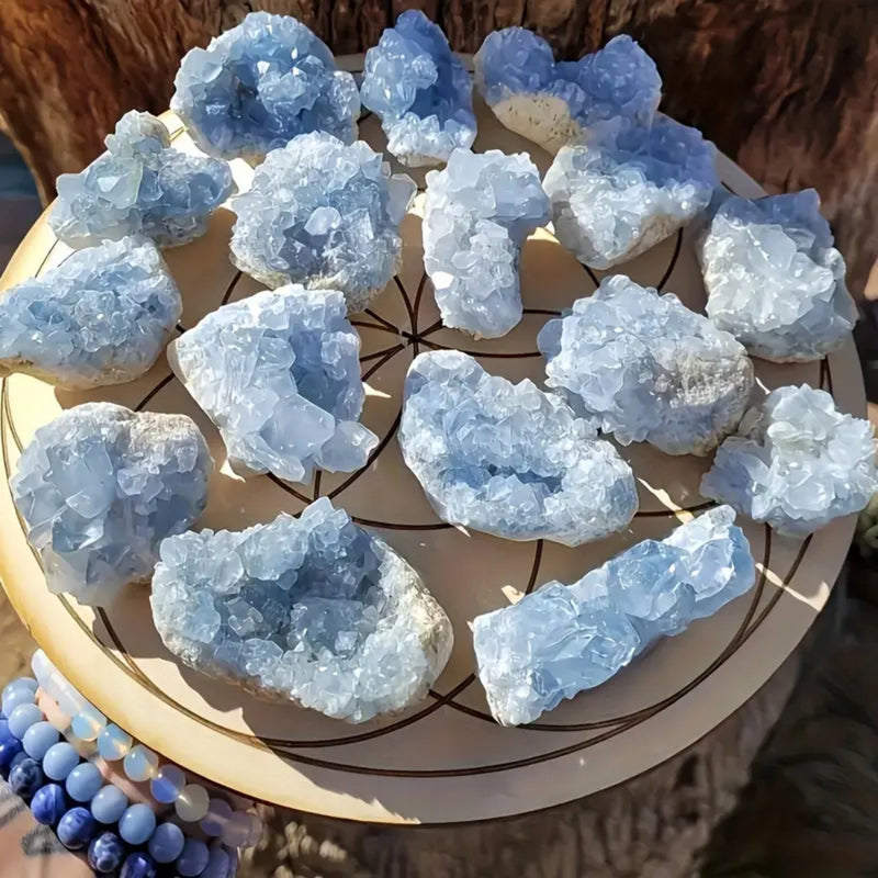 400-600g Natural Celestine Cluster, Blue Crystal Geode Cave,Geode Decor,Home Office Decoration, Crystal Healing, Feng Shui Decoration, Spiritual Balance,1Pc