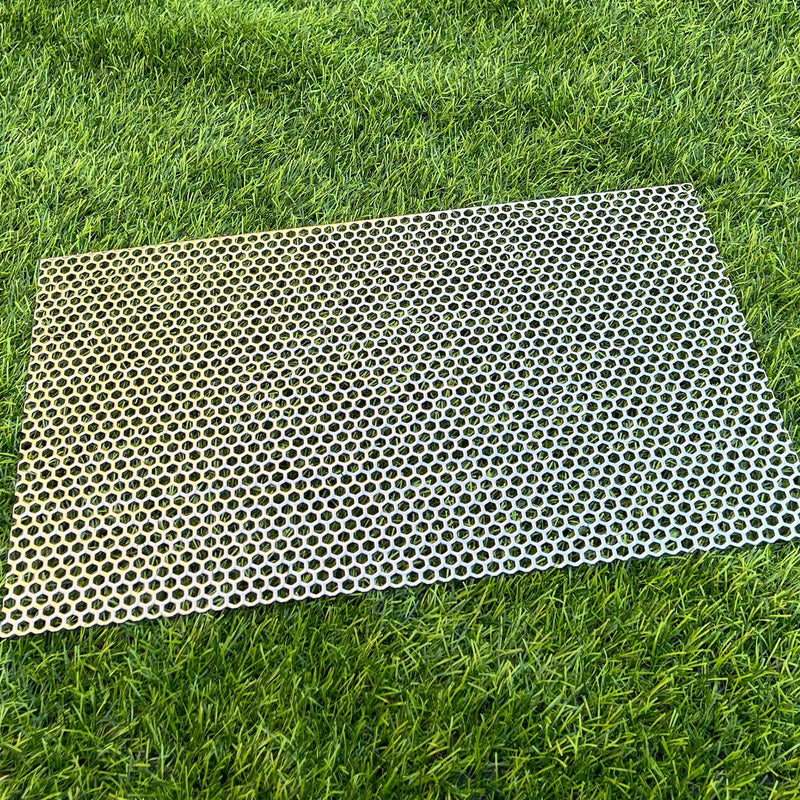 Perforated Metal Sheets 16"x10" 19 Gauge Expanded Metal Mesh Opening Hexagonal Hole 1/4" (About 6mm) Perforated Stainless Steel Sheet 304 Stainless Steel Mesh Screen Panel Decorati Plate 16"x10" Hexagonal Hole 6mm