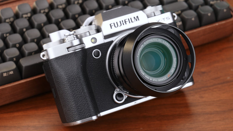 Haoge LH-FJ35S Bayonet Round Metal Lens Hood for Fujifilm Fuji Fujinon XF 35mm F2 R WR XF35mmF2, XF 23mm F2 R WR XF23mmF2 and XC 35mm F2 XC35mmF2 Lens Replace LH-XF35-2 Silver