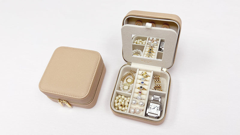 Saffiano Leather Travel Jewelry Box with Mirror | Portable Jewelry Zipper Case | Multi Compartments Jewelry Organizer for Women | Popular Gift Jewelry Box Rings Earrings Nacklaces (Sand) Sand