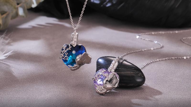 VONALA Elephant Urn Necklace for Ashes 925 Sterling Silver Heart Crystal Cremation Jewellery for Ashes Memorial Keepsake Jewellery Gifts for Women Mom