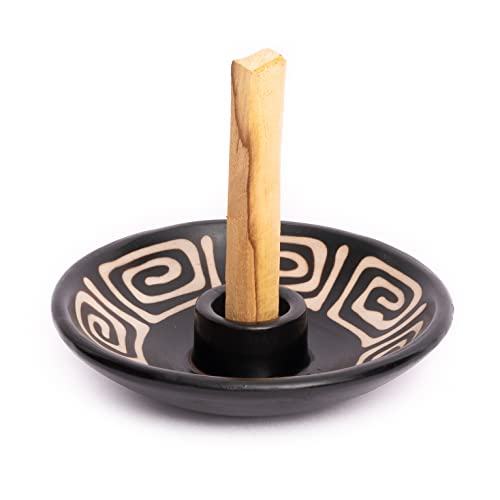 Palo Santo Holder with 5 Sticks - Luna Sundara Handmade Ceramic Incense Burner - Black & White Maze Chulucanas Pottery from Peru - Smudge Bowl for Sage - Aromatherapy Gift Set Black and White Maze