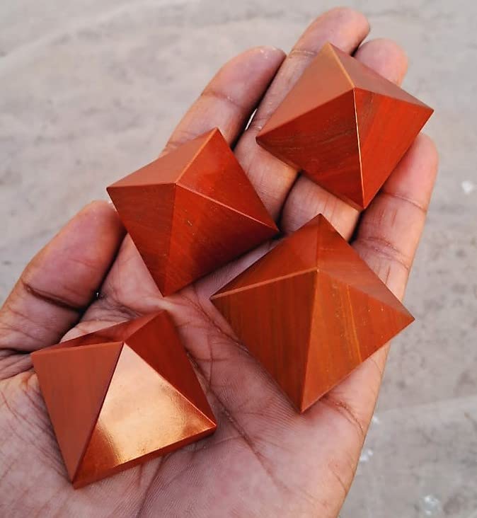 2Pcs Set Red Jasper Pyramid Jasper Crystal Agate Gemstone Handmade Pyramid Hand Carved Home Decor Gift Healing Crystals 33-40MM Red Jasper Pyramid 2pcs Set