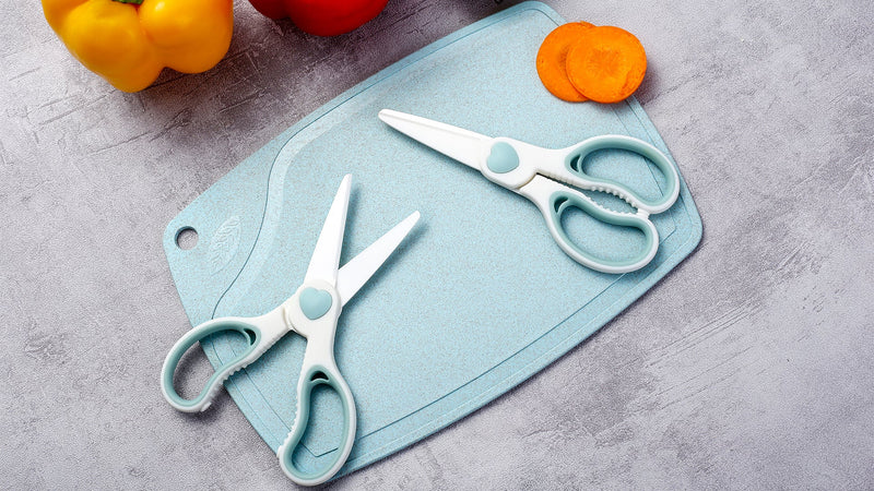 Ceramic Scissors for Baby Food by WELLSTAR, Safety Healthy BPA Free Portable Toddler Shears with Protective Blade Cover and Travel Case, 2 Pack