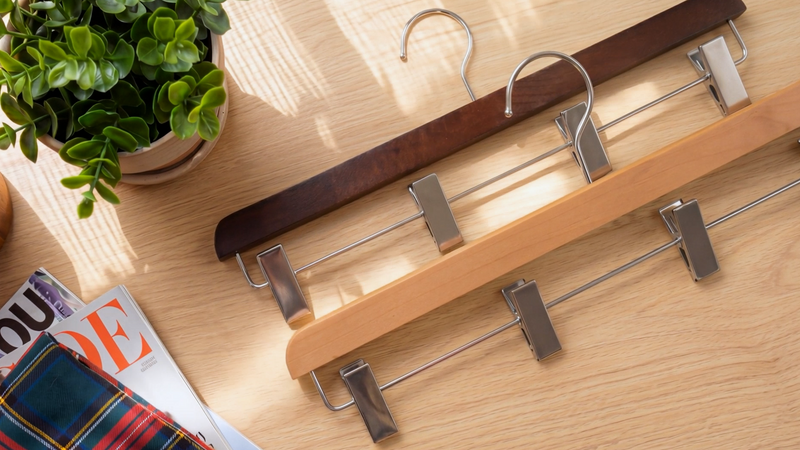 DoubleFill 2 Pcs Kilt Hanger 20 Inches Wooden Duty Skirt Hangers with 4 Clips for Closet (Nut Brown) Nut Brown