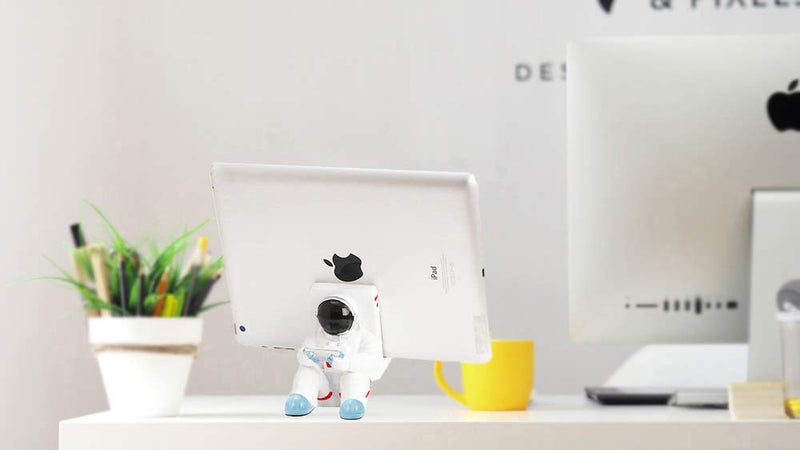 [Australia - AusPower] - ONEYIM Phone Holder for Desk, Creative Astronaut Cell Phone Stand Tablets Phone Holder Phone Supporter for iPhone, Ipad, Samsung Phone (A) A 