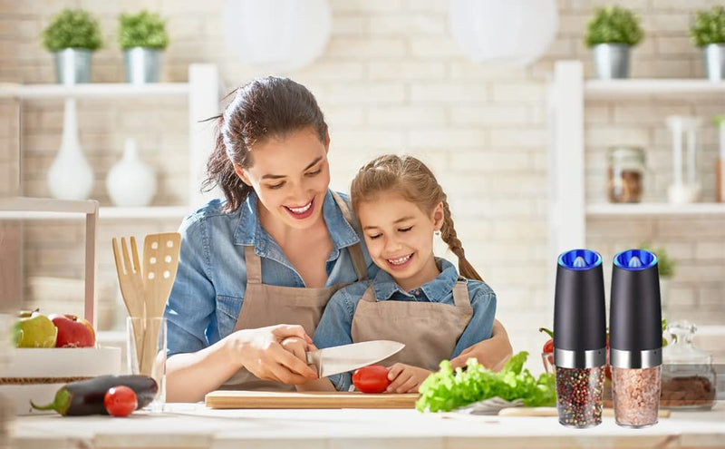 [Australia - AusPower] - YAYAYOUNG Gravity Electric Grinder set of 2,Automatic Pepper and Salt Mill Grinder with Blue LED LIGHT,Electric Pepper Mill with Adjustable Coarseness,Refillable,salt and pepper shaker,pepper grinder Black 