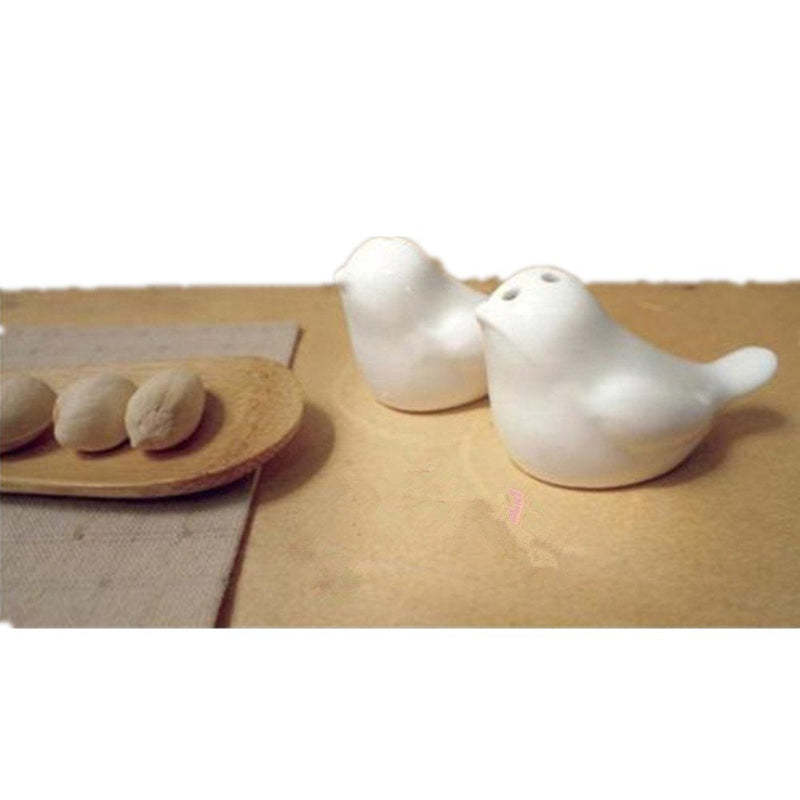 [Australia - AusPower] - Windspeed 1 Pair Love Bird Salt and Pepper Shakers Caster Gift box 