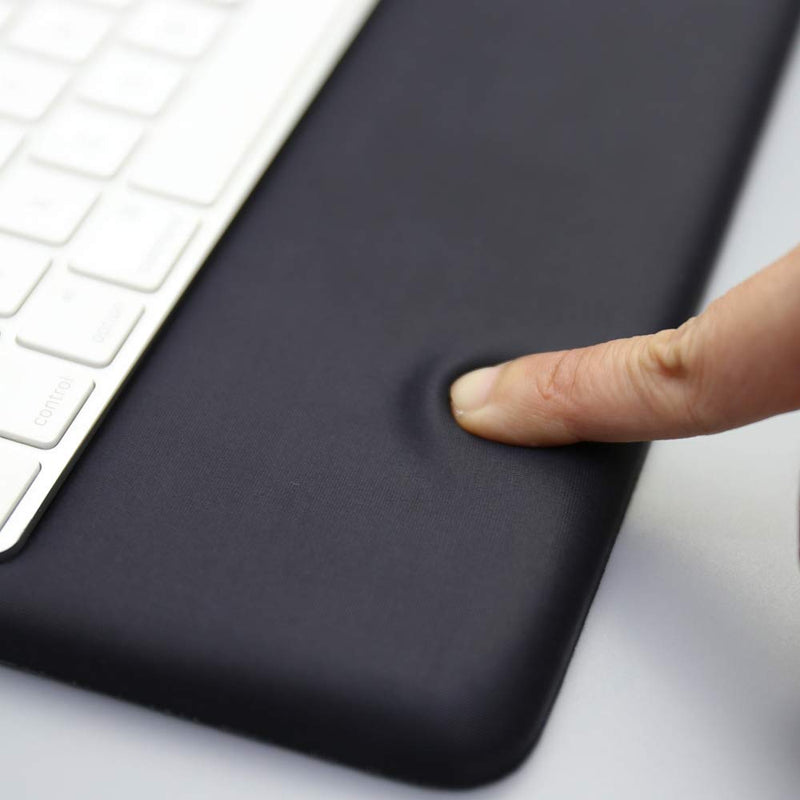 [Australia - AusPower] - Magic Keyboard Wrist Rest Ergonomic Keyboard Stand Compatible with Wireless Magic Keyboard 2 with Numeric Keypad (Black Silicone) 