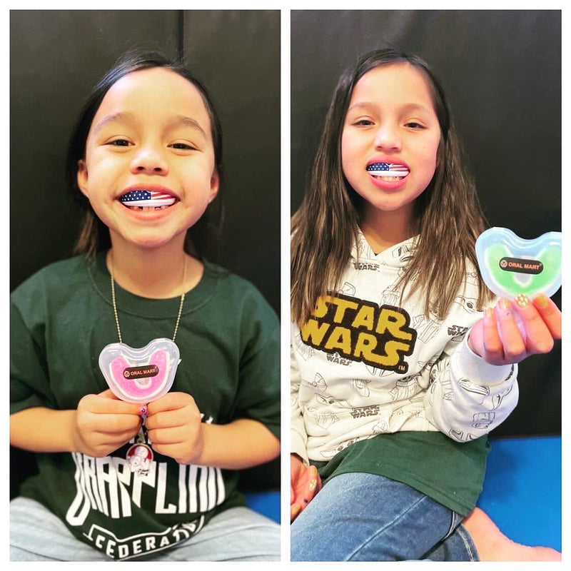 [Australia - AusPower] - Oral Mart Sports Youth Mouth Guard for Kids (USA Flag & Vampire Fangs & 15 Colors) - Youth Mouthguard (BPA Free) MMA, Karate, Flag Football, Martial Arts, Rugby, Boxing, BJJ, Hockey (/w Vented Case) Youth (Age 12 & Below) American Flag 
