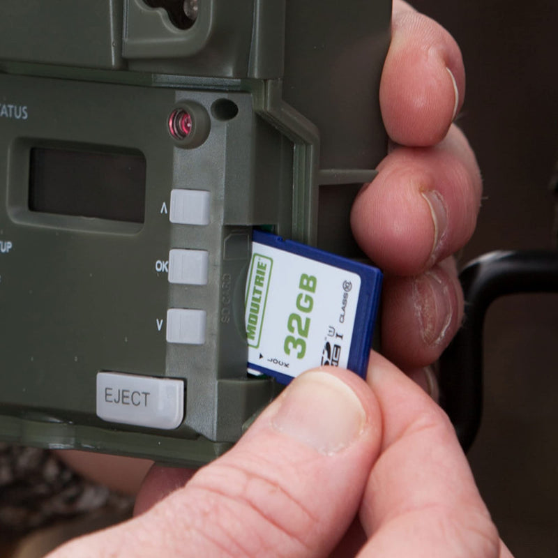 [Australia - AusPower] - Moultrie SD Memory Card, 32GB, White (MCA-12603) 