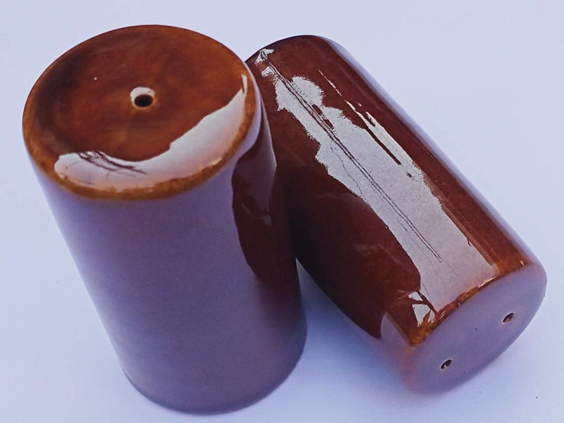 [Australia - AusPower] - Salt & Pepper Shakers - Vintage Ceramic Salt & Pepper Shaker Set - Retro Farmhouse Home Decorative Jar Dispenser for Kitchen Brown (Set of 2) 