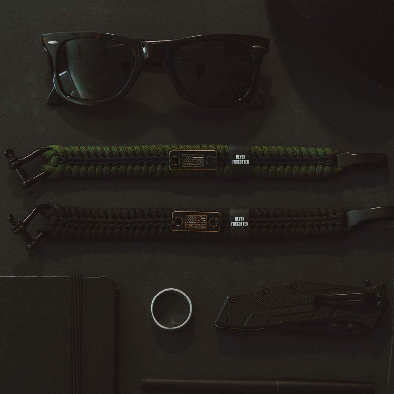 [Australia - AusPower] - Hero Company Never Forgotten Paracord Bracelet - Tactical Survival Bracelet for Men with Bronze USA Flag - Helps Pair Military Veterans with a Companion Dog 