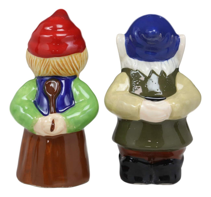 [Australia - AusPower] - Ebros Gift Adorable Kissing Mr And Mrs Gnome Couple Salt And Pepper Shakers Ceramic Figurine Set Collectible Magnetic Attractives Whimsical Gnomes Cottage Kitchen Table Centerpieces Accent 