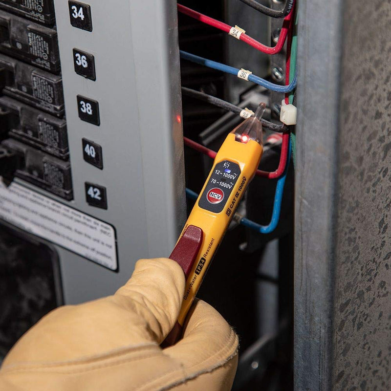 [Australia - AusPower] - Klein Tools NCVT2PKIT Non-Contact Voltage Tester with Outlet Tester, 12-48V AC or 48 - 1000V AC Dual Range for Broad Application Volt Tester w/ Receptacle Tester 
