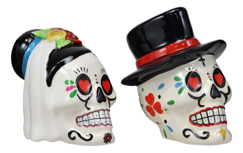 [Australia - AusPower] - Ebros Love Never Dies Day Of The Dead Bridal Wedding Bride And Groom Sugar Skulls Salt And Pepper Shakers Set Ceramic Holder Kitchen Decor As Dias De Los Muertos Calacas Prop Decorative 