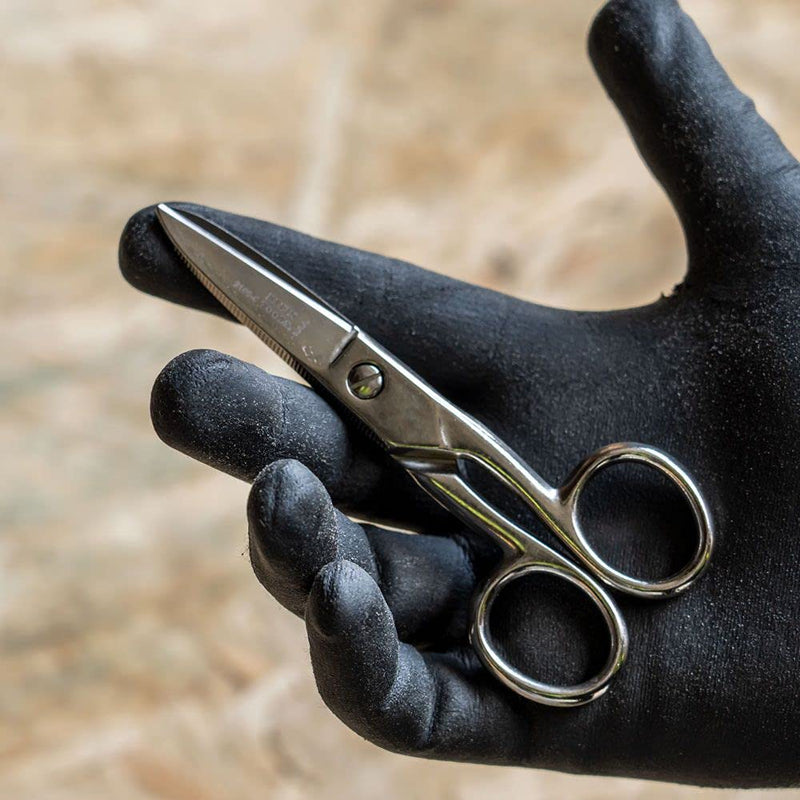 [Australia - AusPower] - Klein Tools 2100-5 Electrician Scissors for Heavy-Duty Cutting, Corrosion Resistant, 5-1/4-Inch 