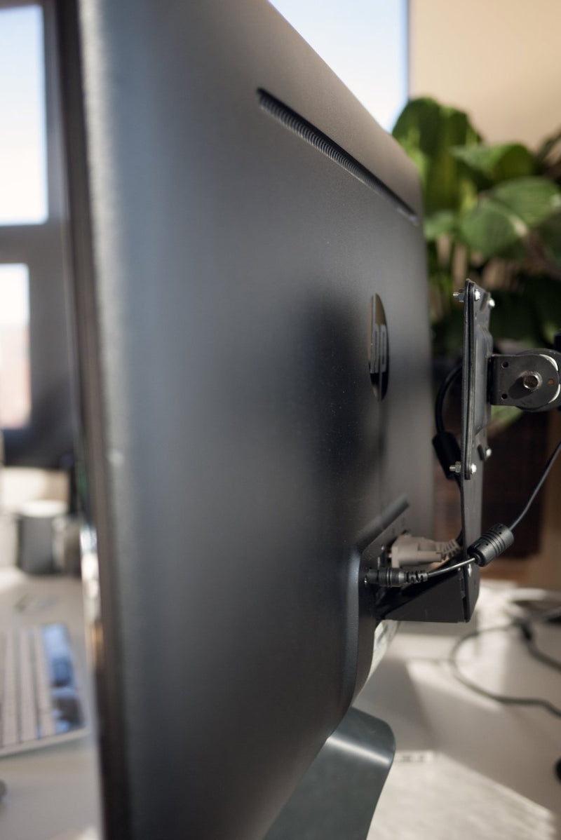 [Australia - AusPower] - VESA Mount Adapter Bracket for HP Monitors 2011x, 2211x, 2311x, 2511x, 2711x (V3) - by HumanCentric 
