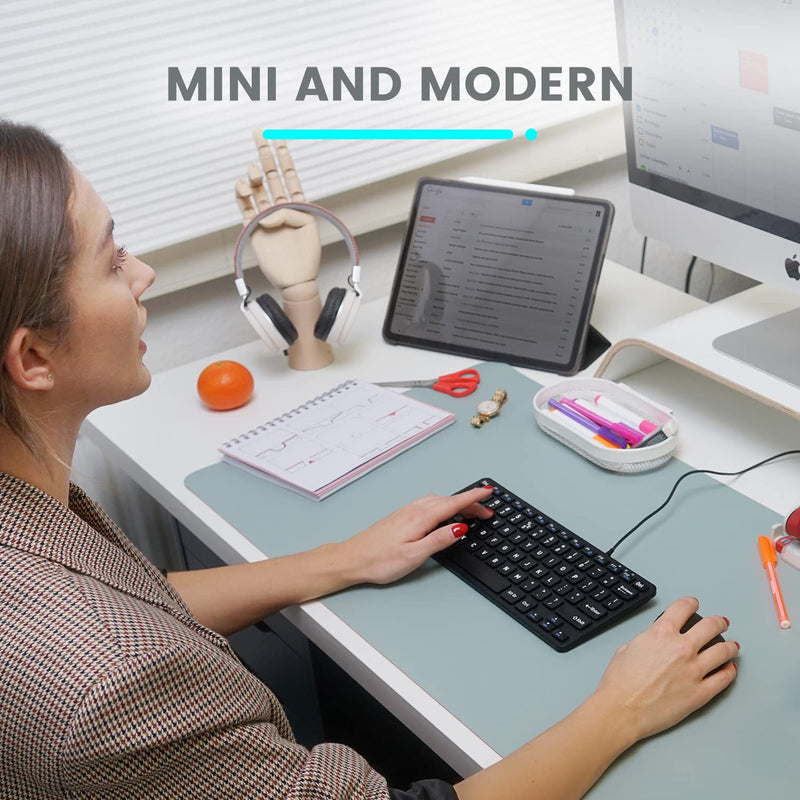 [Australia - AusPower] - Perixx PERIBOARD-332 Wired Backlit USB Keyboard - Mini 11.22x4.57x0.83 Inches - Slim Scissor Keys with Big Font - White Illuminated LED - US English 