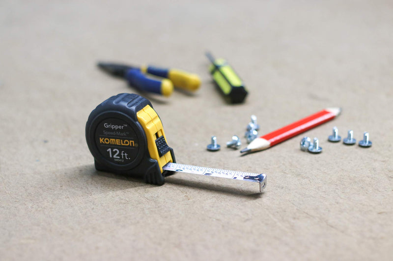 [Australia - AusPower] - Komelon SM5412 Speed Mark Gripper Acrylic Coated Steel Blade Measuring Tape 5/8-Inch x 12-Feet, White 