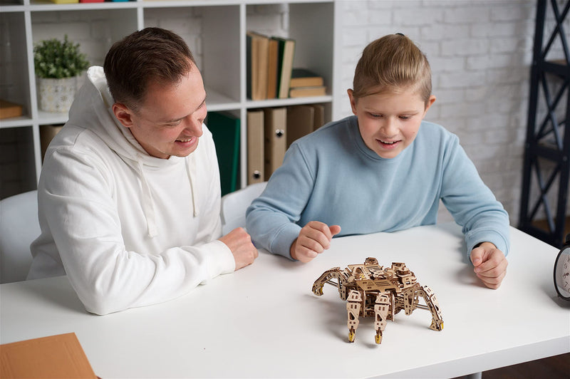 [Australia - AusPower] - UGEARS Hexapod Explorer 3D Puzzle - Mechanical Spider Robot - Model Kits for Adults with Powerful Spring Motor - 3D Wooden Puzzles for Adults and Kids 3D Puzzles Wooden Robot Kit (Runs up to 10 feet) 