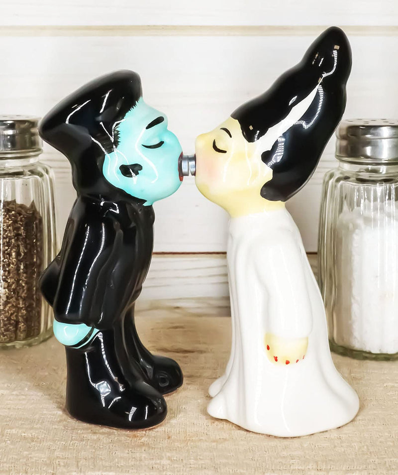 [Australia - AusPower] - Ebros Gift Day Of The Dead Gothic Mr And Mrs Frankenstein Monster Kissing Ceramic Salt Pepper Shakers Figurine Set Halloween Skulls Skeletons Accent 
