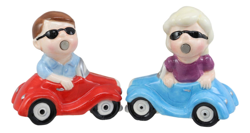[Australia - AusPower] - Ebros I Love You Valentines Couple Kissing In Cars Magnetic Salt And Pepper Shakers Set Ceramic Figurines Party Kitchen Tabletop Collectible Decor 