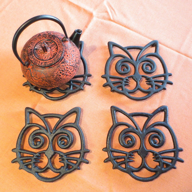 [Australia - AusPower] - Cat Trivet - Black Cast Iron - for Kitchen & Dining Table - More Than One Makes a Set for Counter, Wall Art or Decoration Accessory - Housewarming & Cat Lover Gifts - 6.6 by 6.3 in 