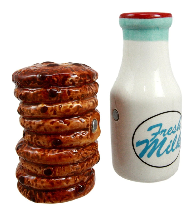 [Australia - AusPower] - Atlantic Collectibles Breakfast Milk & Chocolate Cookies Magnetic Ceramic Salt Pepper Shakers Figurine Collectible Set 