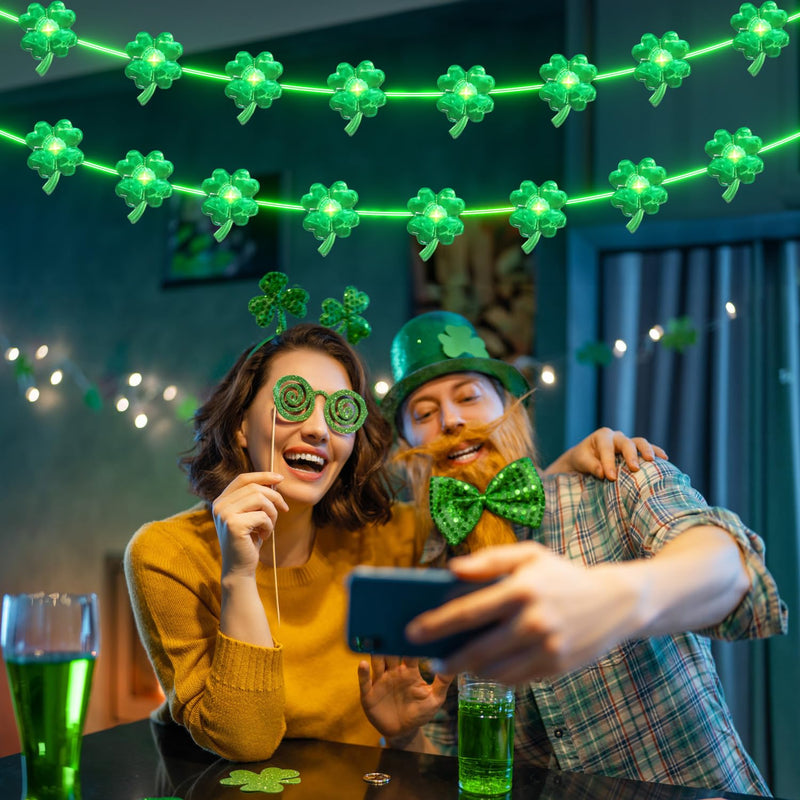 [Australia - AusPower] - Herzila St Patricks Day Decorations, 13FT 40 LEDs Green String Lights Battery Operated Shamrock Lights with Remote Control and Timer Lucky Clover Lights for St. Patrick's Day DÃ©cor 
