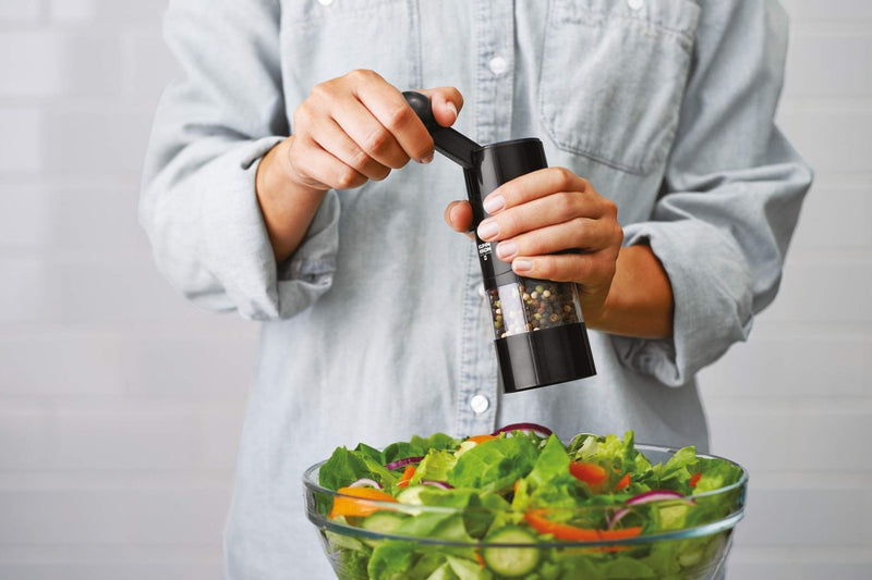 [Australia - AusPower] - Kuhn Rikon Adjustable Ratchet Grinder with Ceramic Mechanism for Salt, Pepper and Spices, 8.5 x 2.25 inches, Black 