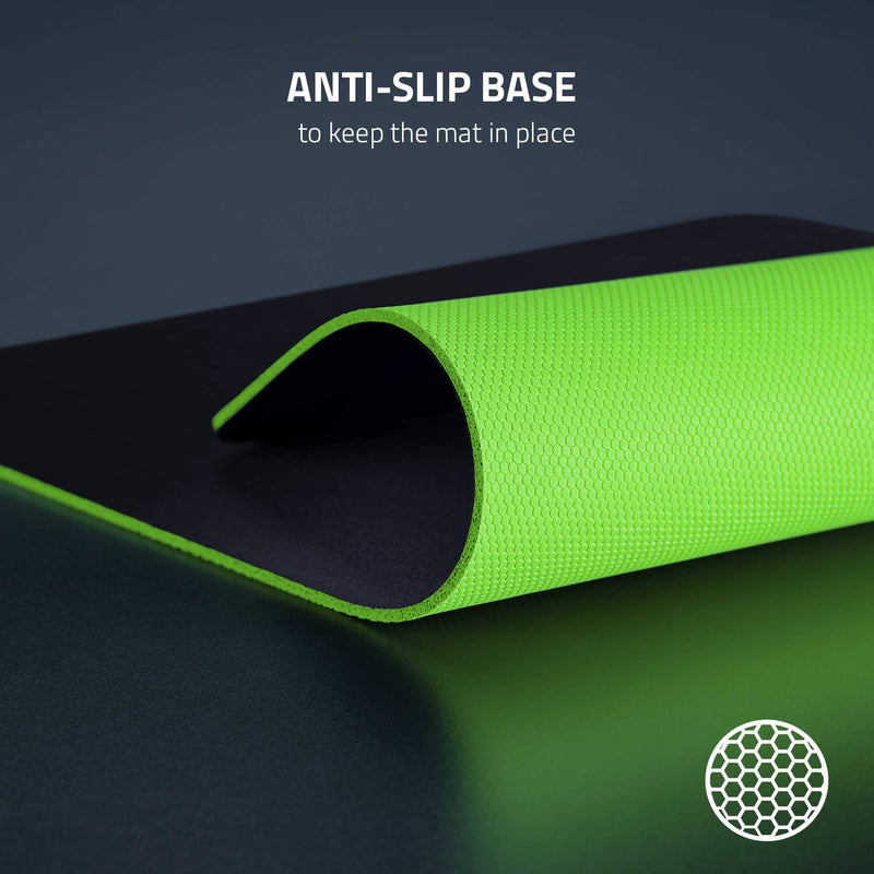 [Australia - AusPower] - Razer Gigantus v2 Cloth Gaming Mouse Pad (Medium): Thick, High-Density Foam - Non-Slip Base - Classic Black Medium Mat 