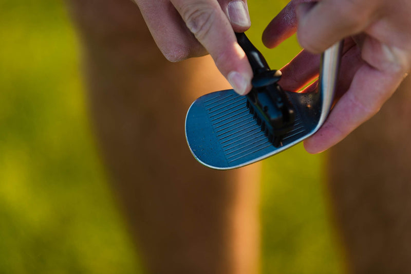 [Australia - AusPower] - Frogger Golf BrushPro Retractable Dual-Bristle Club Brush/Groove Cleaner Blue 