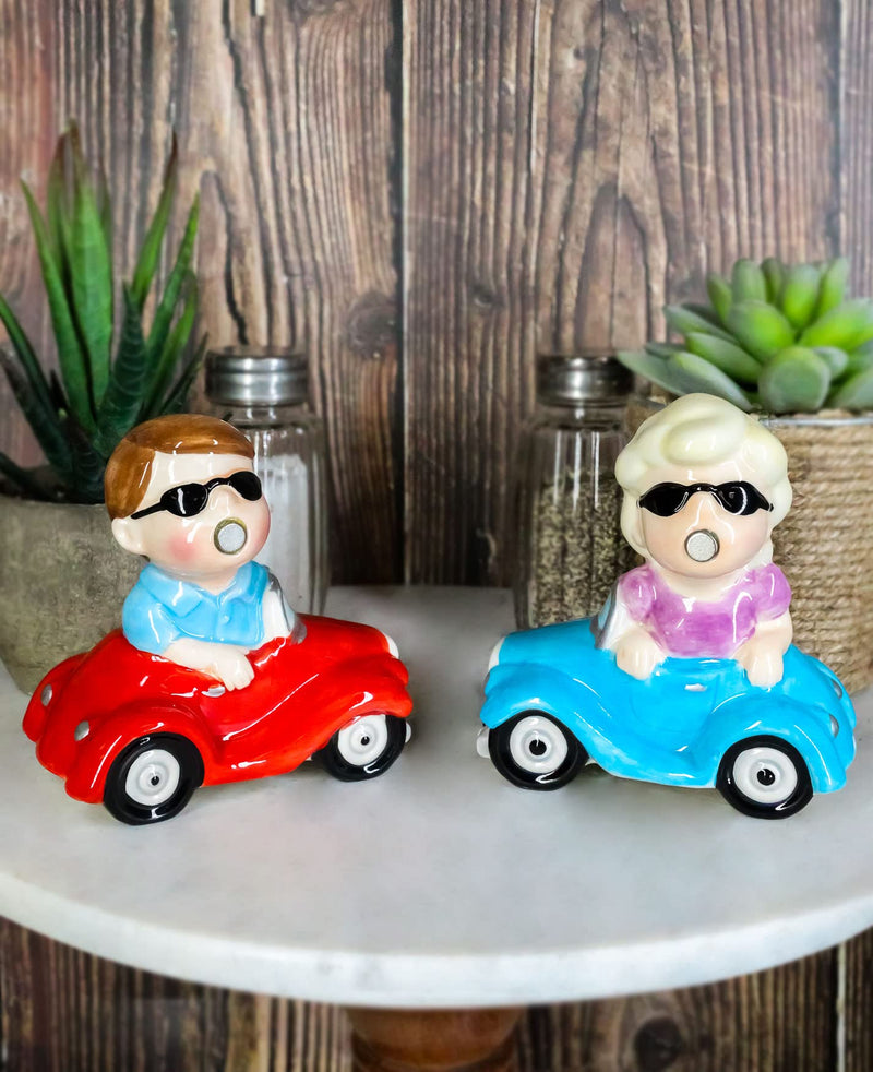 [Australia - AusPower] - Ebros I Love You Valentines Couple Kissing In Cars Magnetic Salt And Pepper Shakers Set Ceramic Figurines Party Kitchen Tabletop Collectible Decor 