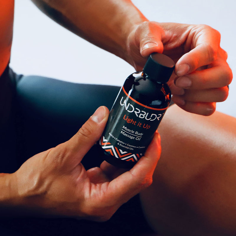 [Australia - AusPower] - UNDRBUDR Muscle Budr “Light it Up” Massage Oil for Pre-Activity, Cayenne & Black Pepper Infused, Decreases “Lactic Burn”, Arnica + Comfrey & Essential Oils for Recovery and Repair 4oz 