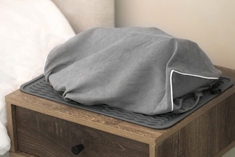 [Australia - AusPower] - Purdoux - Dust Cover and Protector Mat - Anti-Slip mat Keeps Your CPAP Machine in Place While The Cover Shields it from dust! 