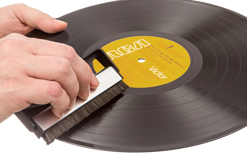 [Australia - AusPower] - Vinyl Record Cleaning Brush Set - Carbon Fiber Brush, Microfiber Cloth and Anti-Static Solution Kit by Record-Happy. Keep Your Prized Album Collection Like New 